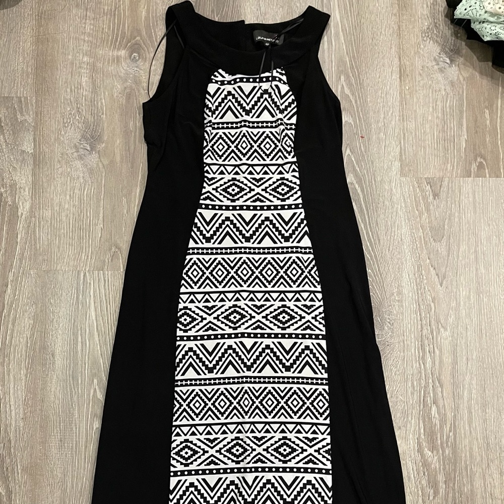 Laura Petites Maxi dress
